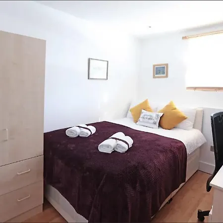 Lovely Private Bedrooms In Euston Station - 121 London Exterior photo