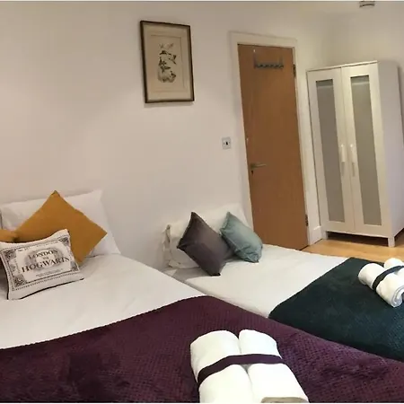 Lovely Private Bedrooms In Euston Station - 121 London Exterior photo