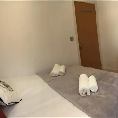 Lovely Private Bedrooms In Euston Station - 121 London Exterior photo
